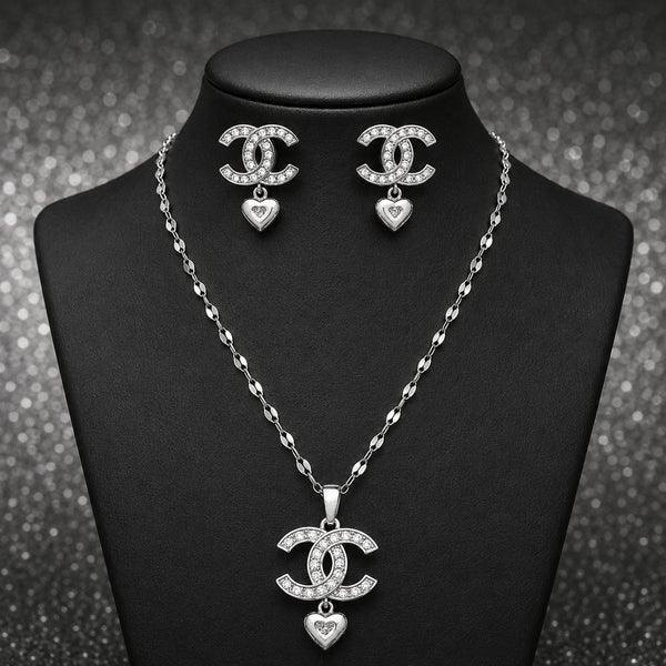 Luxe Heart Charm Pendant Set