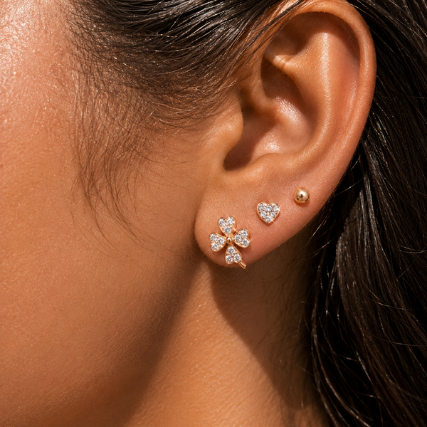 Lucky Sparkle Clover Stud Set